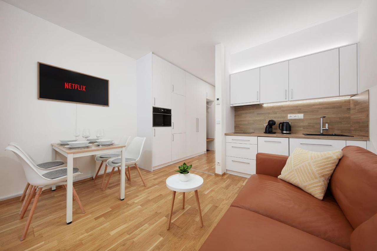 Medvedin 408 Apartment
